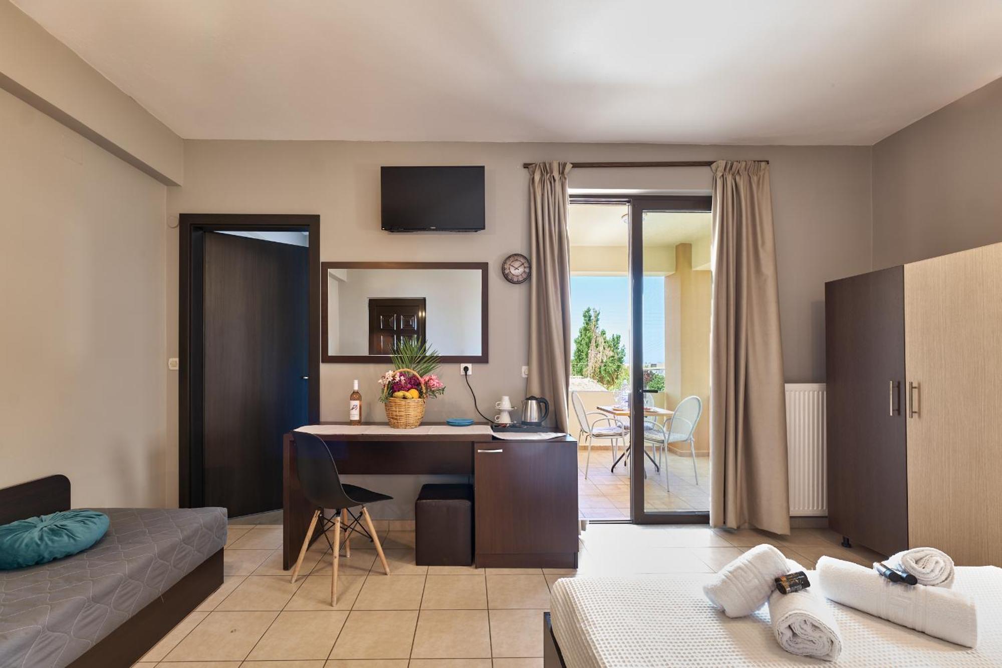 Villa Gereoudis Seaview Apartments-Pool & Bar Колимварион Экстерьер фото
